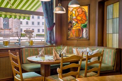 Dom Restaurant Café