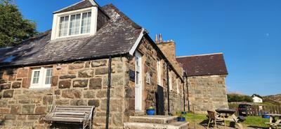 The Old School Restaurant & Rooms