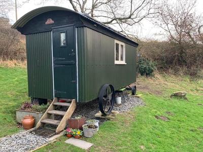 Hut in the Sheep Wash
