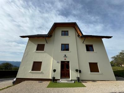 Hotel Hom at Vintgar