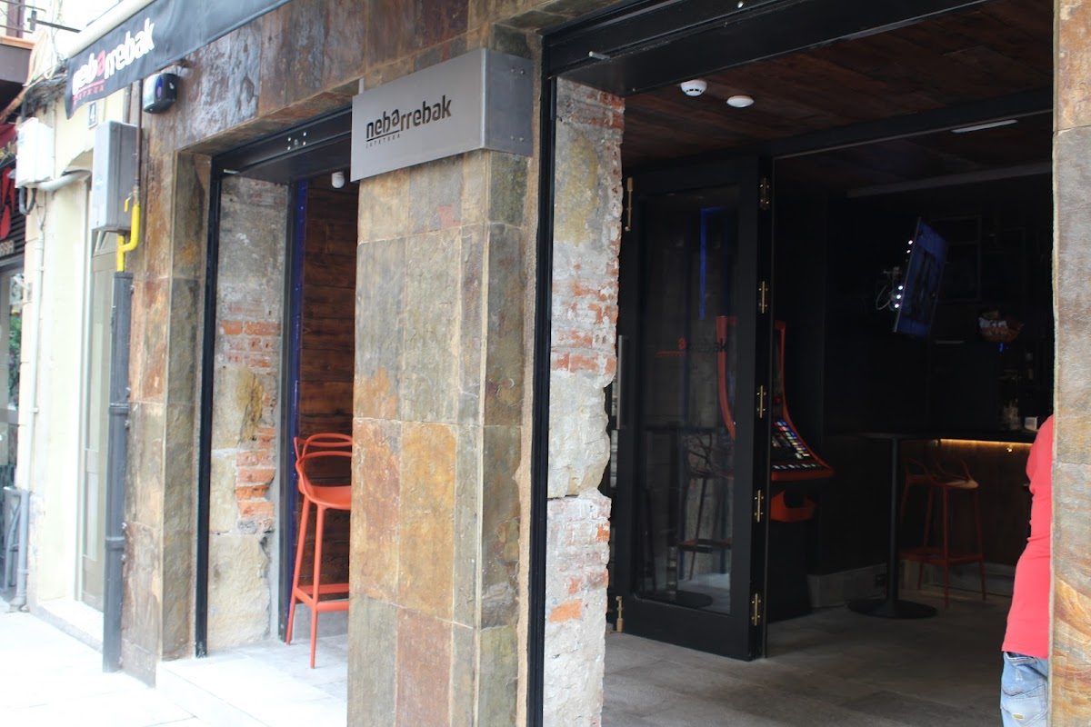 nebarrebak