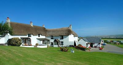 Upper Lynstone Caravan Park