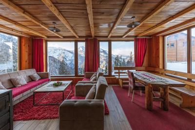 Guri i Kuq Restaurant/Hotel & Vila