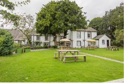 Church House / B&B / Camping /Glamping Pod/ Coniston