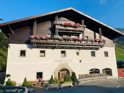 Haus Standlgut Apartments und Zimmer