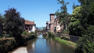 F Saint-Jean-Pied-de-Port
