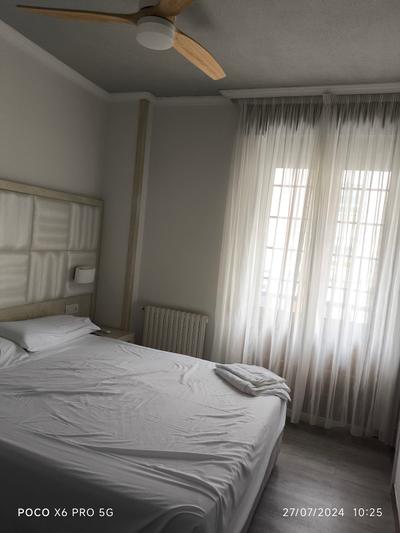 Hotel Elara