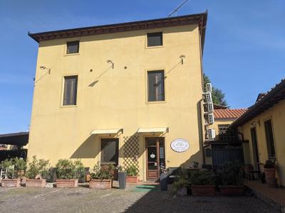 Le Ginestre B & B