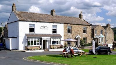 Ivy Cottage Bed & Breakfast