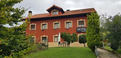 Hotel Rural Foncubierta