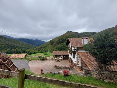 COTTAGE Urruska