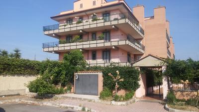 Flores B & B - Rome
