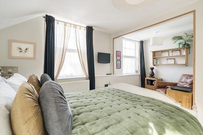 No.22 B&B