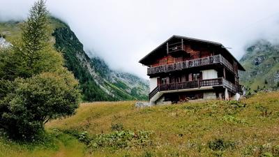 Small Flat in Chalet Darbé
